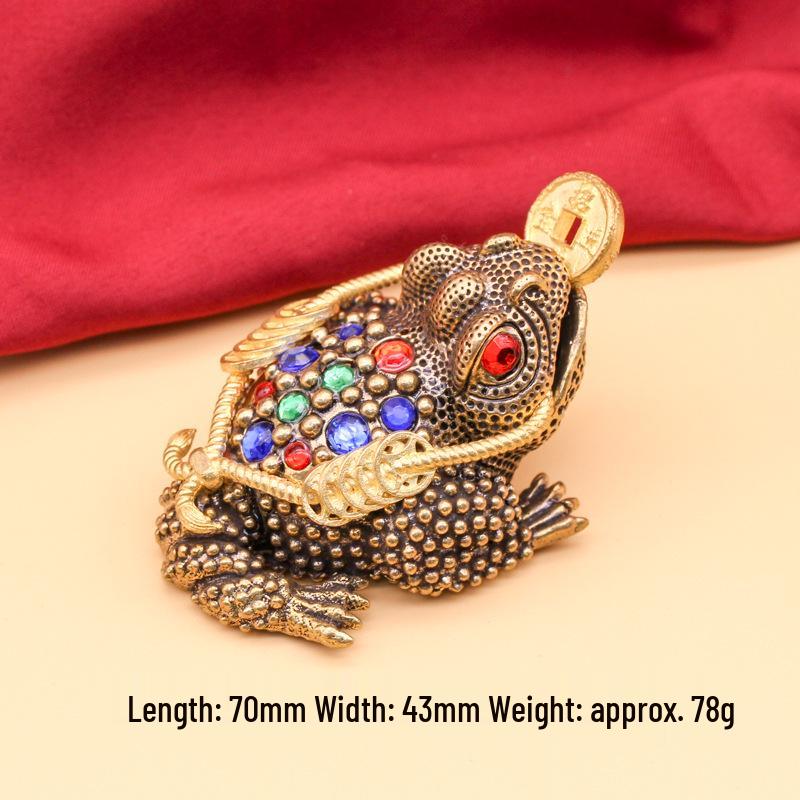 Three-Legged Golden Toad Wealth Figurine – Handcrafted Luck & Prosperity Decor for Home or Office