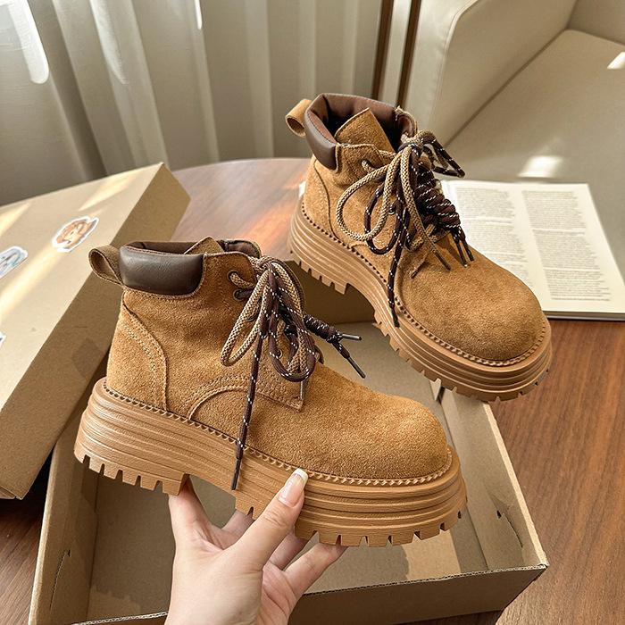 Vintage Thick-soled Lace-up Martin Boots Women's 2025 Autumn New Fashion Tooling Rhubarb Boots Maillard Short Boots