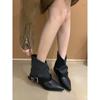Mittelhoher kurzer Stiefel Saison Einzelstiefel Gürtelschnalle Mode Temperament Spitze Hohe Absätze Ausländischer Stil