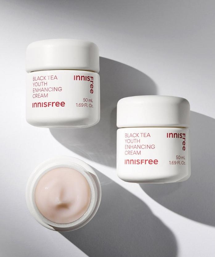 Innisfree NEU: Verjüngende Creme mit Schwarztee, 50 ml