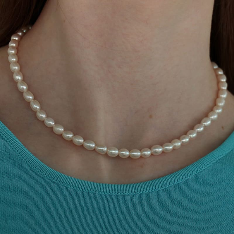 Less is more 14K GOLD-FILLED RICE PEARL NECKLACE