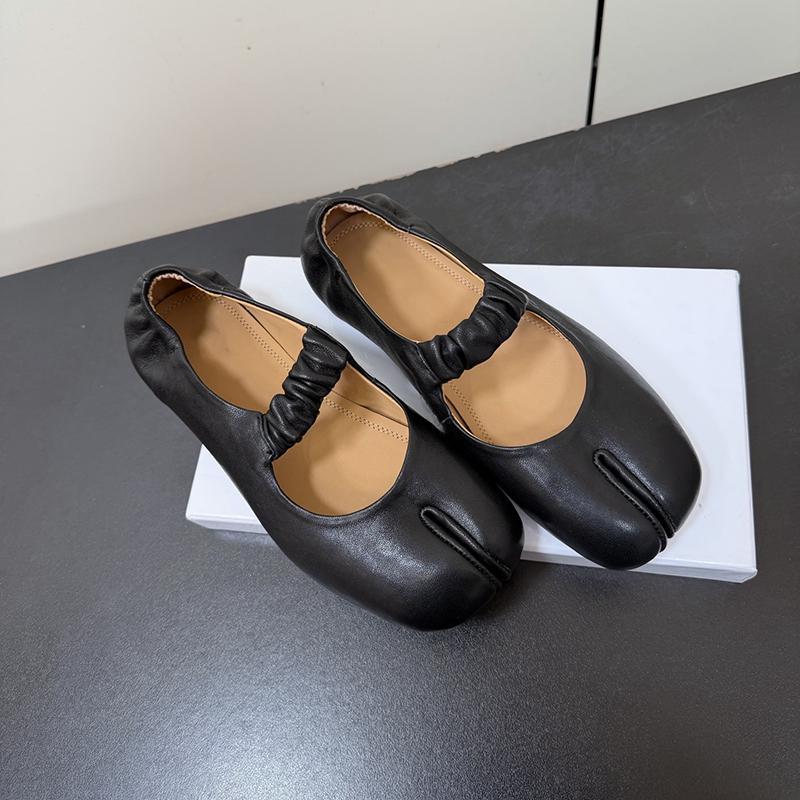 Designer Brand Women`s Leather Flat Shoes