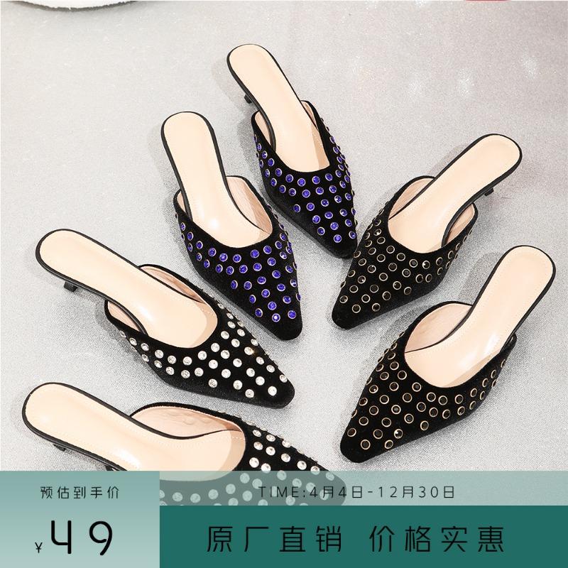 Summer New Rivet Pointed Thick Heel Sandals Women's Versatile Soft Bottom Non-slip Breathable Bag Head