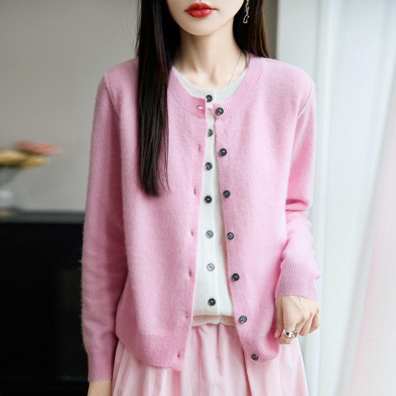Women's 100% Wool Cardigan: Autumn-Winter Knit Jacket, Loose Fit, Long Sleeve, Versatile Outerwear.