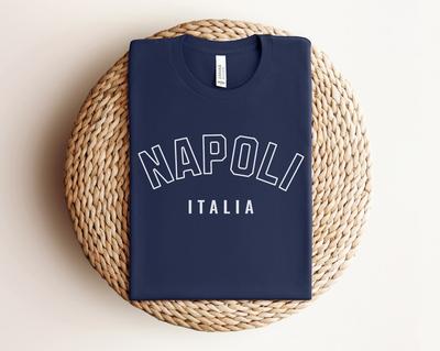 Napoli, Italia Maglietta a Maniche Corte | T-shirt in Cotone da Uomo, Donna | Abbigliamento Athleisure da Viaggio | Regalo per Lei, Lui, Italiano, Viaggiatore | Vestibilità Unisex
