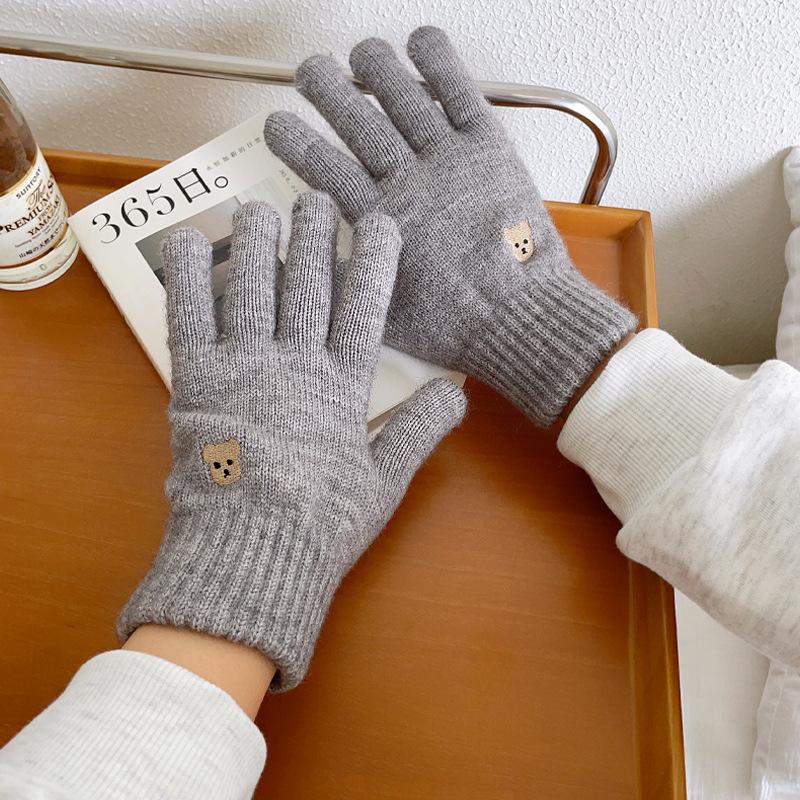 Bear knitted wool gloves winter warm touch screen cute solid color embroidery split finger opening leak finger tide