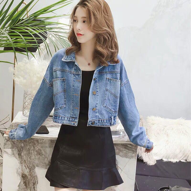 Women's Korean-Style Loose Denim Jacket, Petite, Spring/Autumn 2025 Trend.