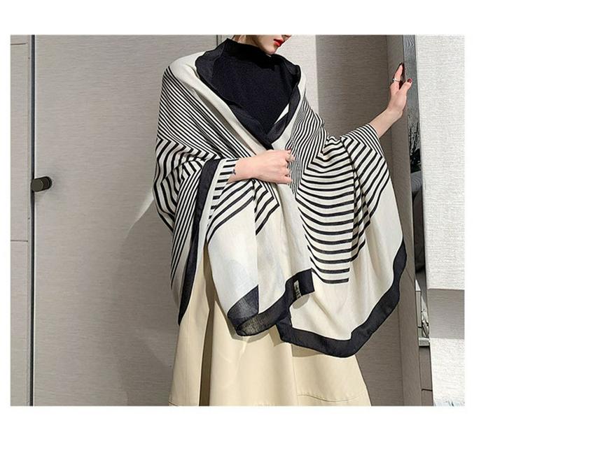 Versatile Women's Korean-Style Silk Scarf: Warm, Dual-Use Shawl for Sun Protection, Perfect for Spring and Autumn.