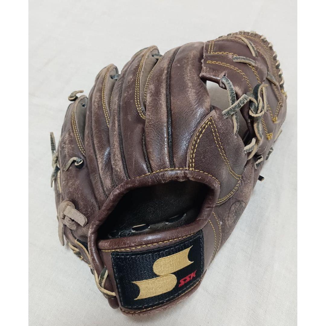 Used [SSK] Softball glove for right-handed pitchers, made in Japan