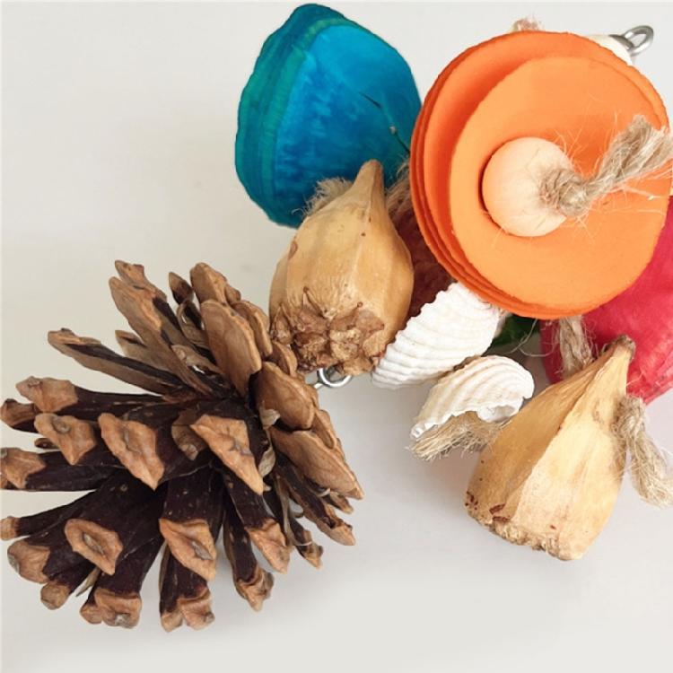 Small Bird Chew Resistances Beaks Grinding Toy Parakeets Chew Molar Hangable Toy