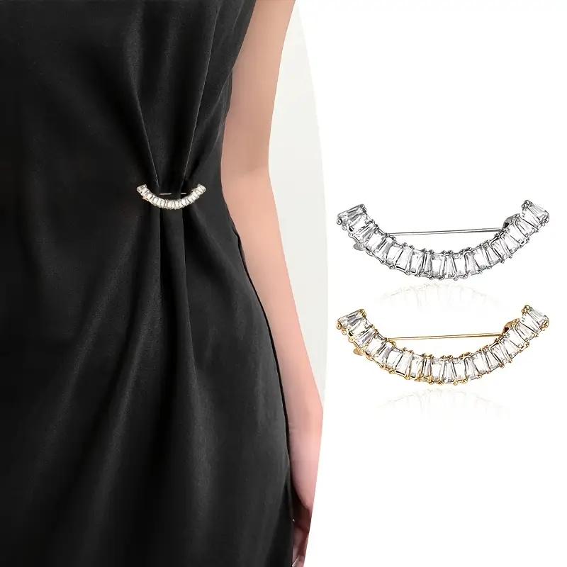 1PCS Simple Smile Brooch Anti-exposure Chest Buckle Clothing Collar Accessories Waist Change Artifact Waist Pin Scarf Buckle