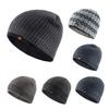 Winter Fleece Lined Knitted Beanie With Red Maple Leaf Thick Thermal Skull Cap For Skiing Running Warm Thick Skullies Beanies Men