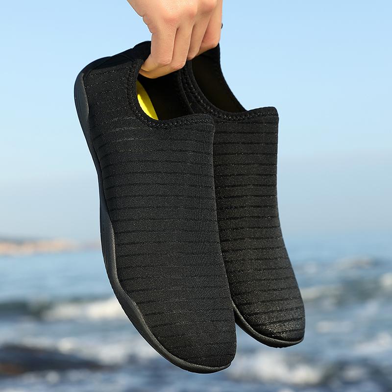 Fashion Beach Water Shoes Quick Dry Swimming Water Slippers Barefoot Women's Upstream Sneakers Beach Surfing Lightweight Sandals