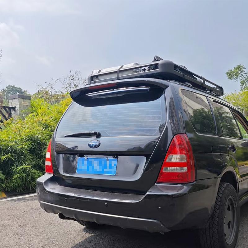 For 2004-2007 Subaru Forester Rear Roof Lip Spoiler Tail Wings ABS Material Black Carbon Car Tuning Styling Body Kit Accessories