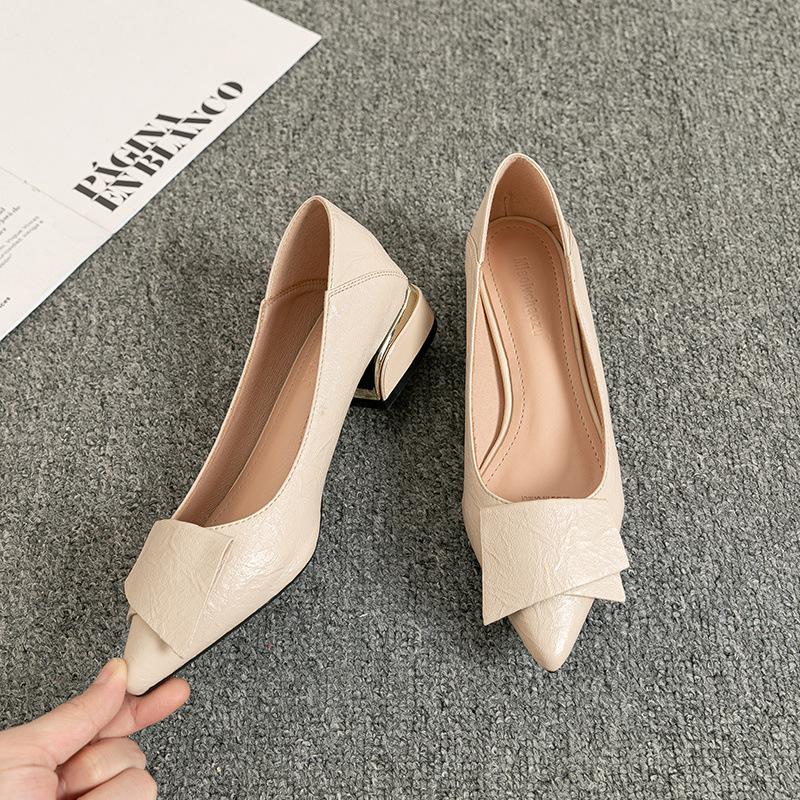 Pointed Single Shoes Women's 2025 Tooling Work Leather Shoes Thick Heel Not Tired Feet Women's Shoes Soft Sole Professional Work Shoes Women's Black