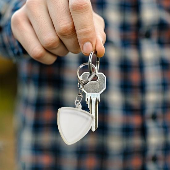 1/2/3Pcs Triangle Keychain Guitar Pick Holder Clear Case Heart Shaped Portable Guitar