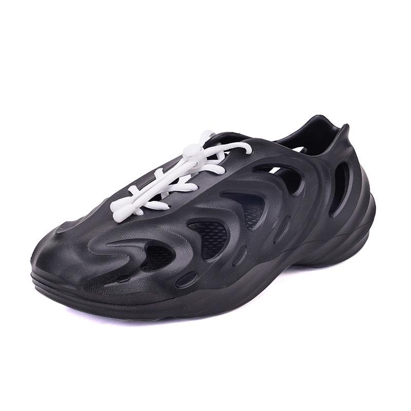 2026 Men's Summer Closed-Toe Lace-Up Beach Sandals
