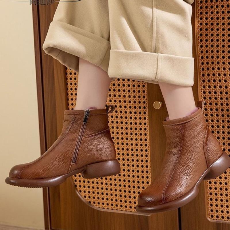 Winter Thickened Mom Warm Boots Women's Thick Heel Low Heel Fashion Boots Cotton Shoes Soft Sole Women's Boots Comfortable