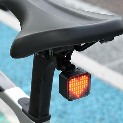 Luz traseira de bicicleta Luz traseira vermelha para bicicleta para passeios noturnos Luz traseira de bicicleta inteligente Ipx6 À prova d'água Carregamento USB 8