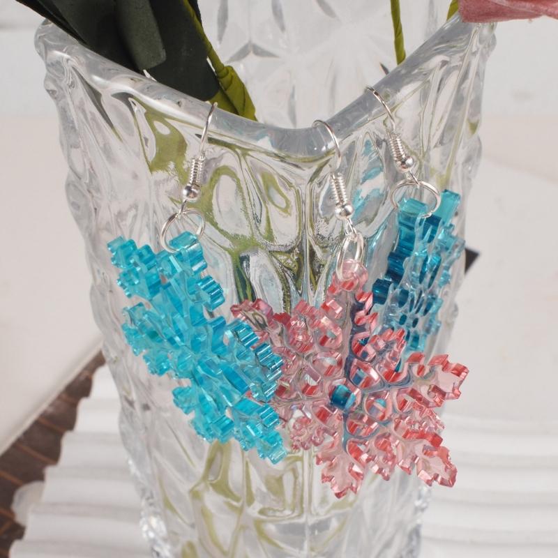 Delicate Snowflake Epoxy Resin Molds Sturdy Silicone for DIY Christmas Ornaments Jewelry Pendants and Keychains