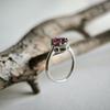Серебряное кольцо с натуральным рубином 1.948ct, фианитами, вес изделия 2,19 гр (2213161)