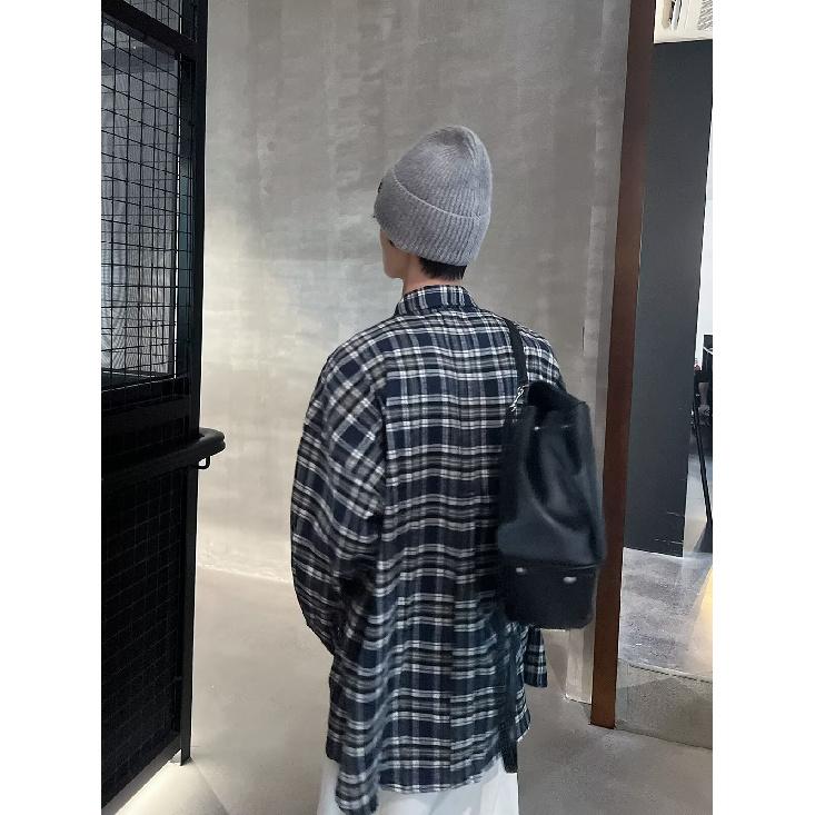 2024 Rutig långärmad skjorta Japansk Hong Kong Style Ins Lös skjorta Pojkar Sommar Trendig Mångsidig Casual Coat