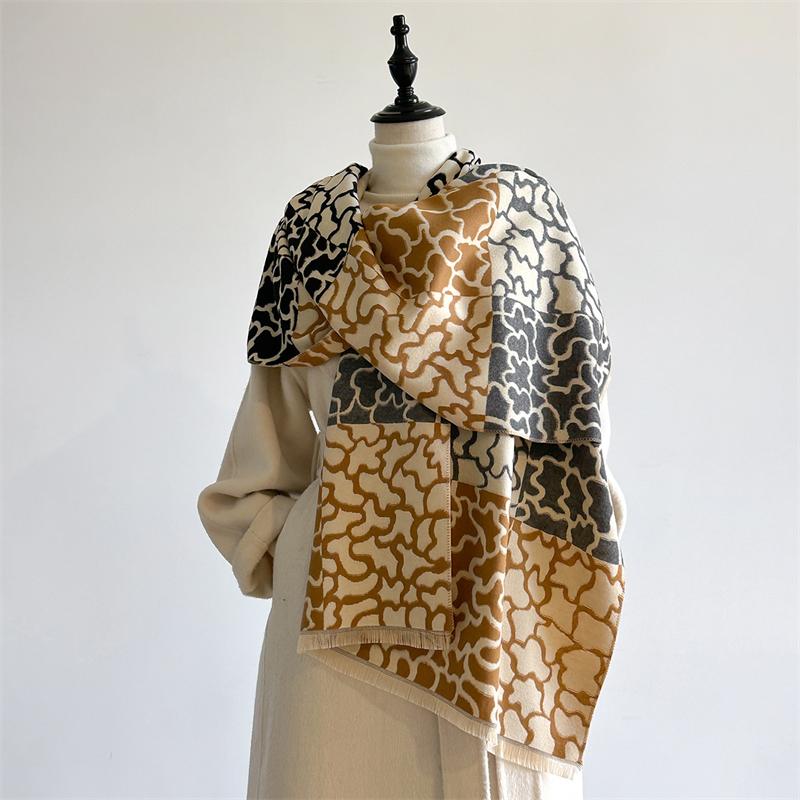Winter Cashmere Scarf for Women Luxury Warm Shawl Leopard Print Windproof Cape Pashmina Handerchief designer Female Scrarf
