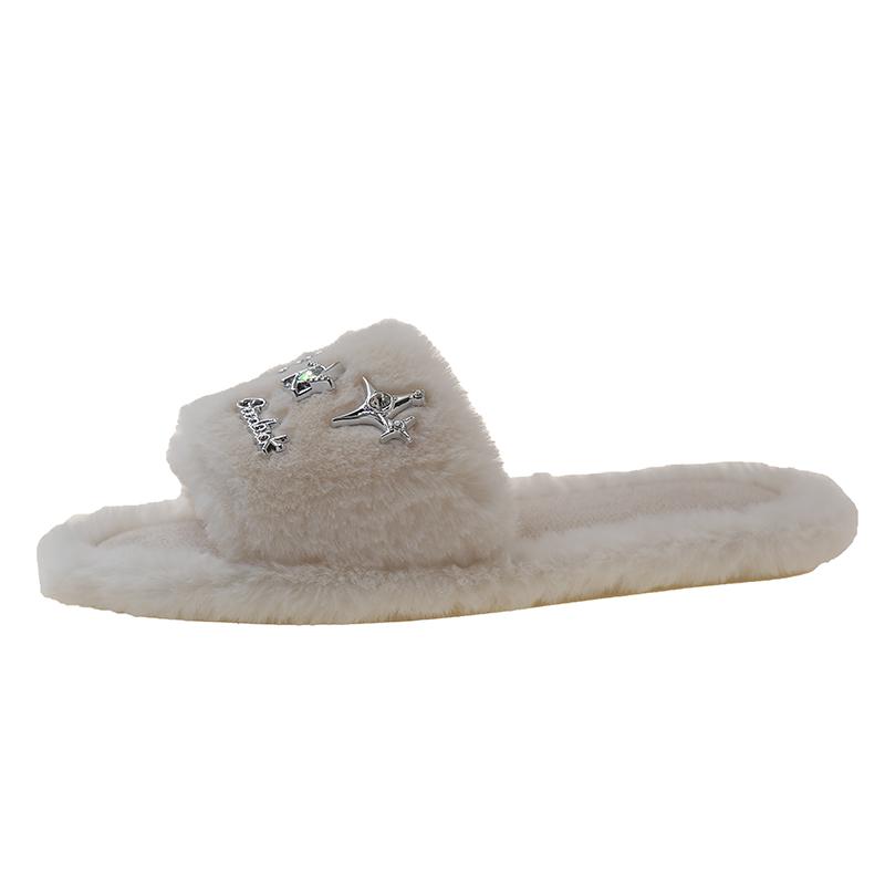 Fashion Wear Versatile Warm Winter Slippers with Metal Decoration Women Outer Velvet Cotton Winter Slippers with Velvet Slippers Women