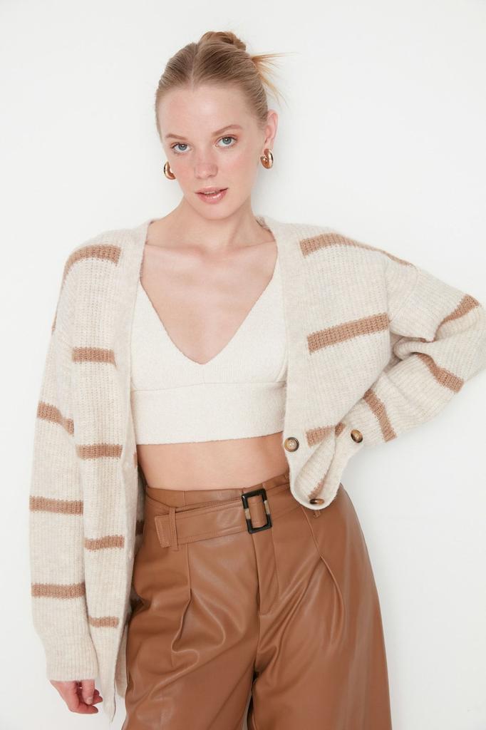 Dámský módní stylový svetr z černého Wide Fit měkkého pruhovaného úpletu s texturou