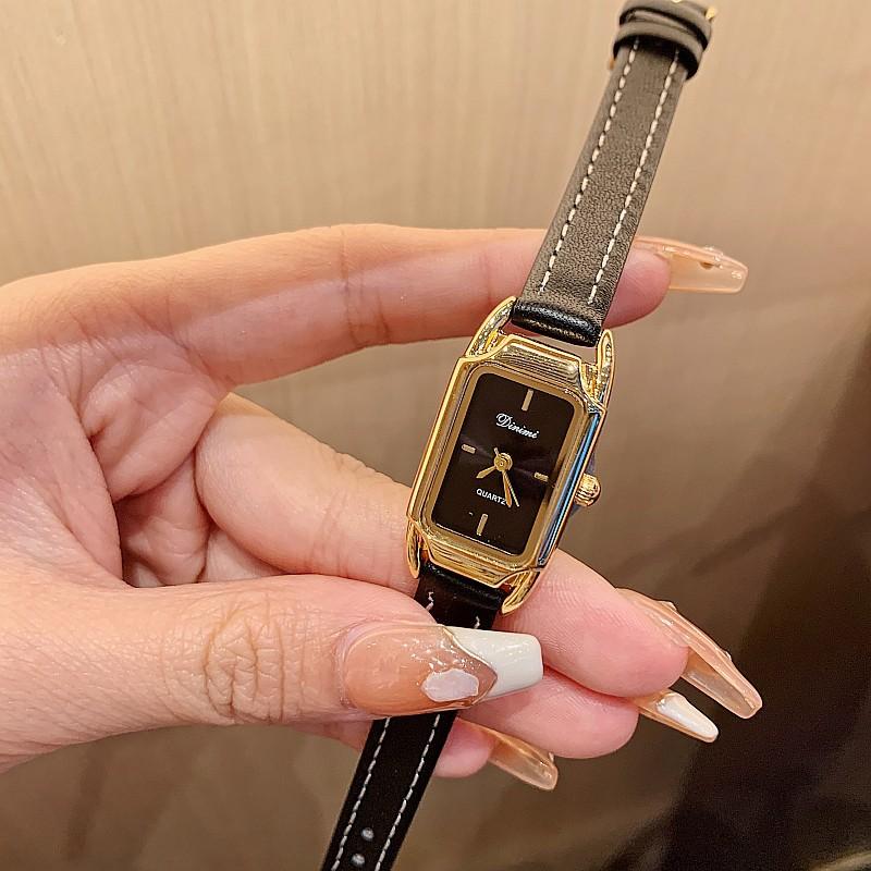 Fashion Women'S Watch Rose Gold Leather Strap Watch Simple Retro Rectangular Temperament Women'S Watch Women