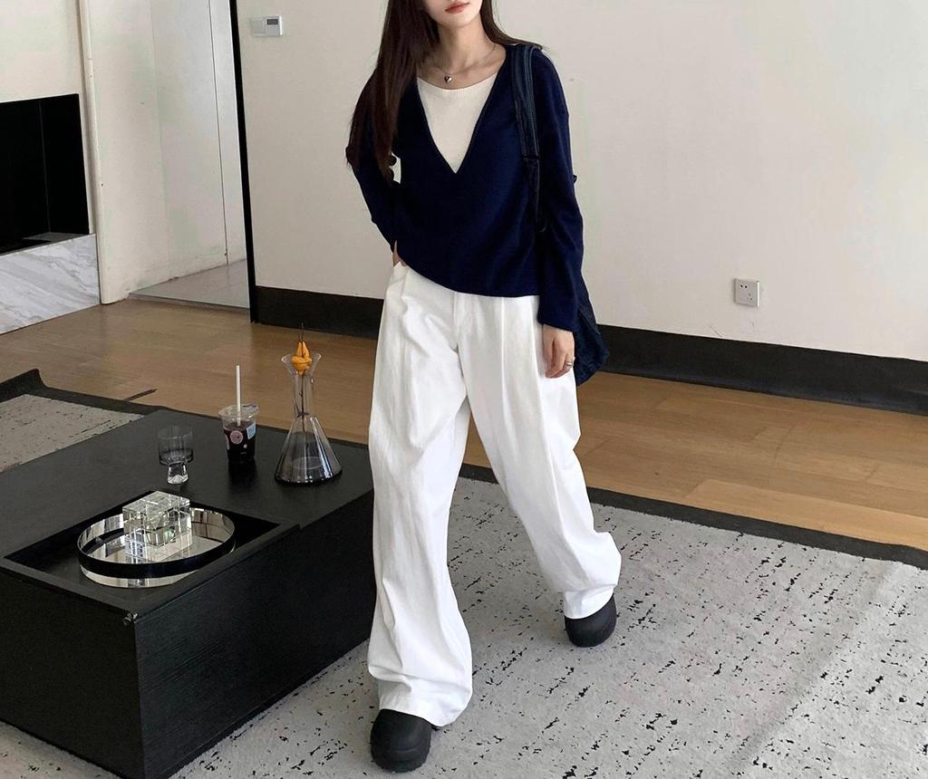 Women's Navy Blue Two-Piece Style Knit Sweater: Autumn/Winter, Loose Fit, Long-Sleeved, Korean-Inspired.