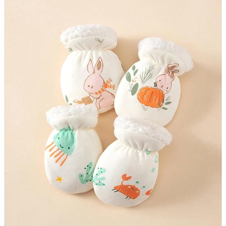Newborn Baby Mittens 0-24 Months Cartoon Winter Warm Scratch Proof Gloves with Fleece Lining Chewable Teething Hand Protection