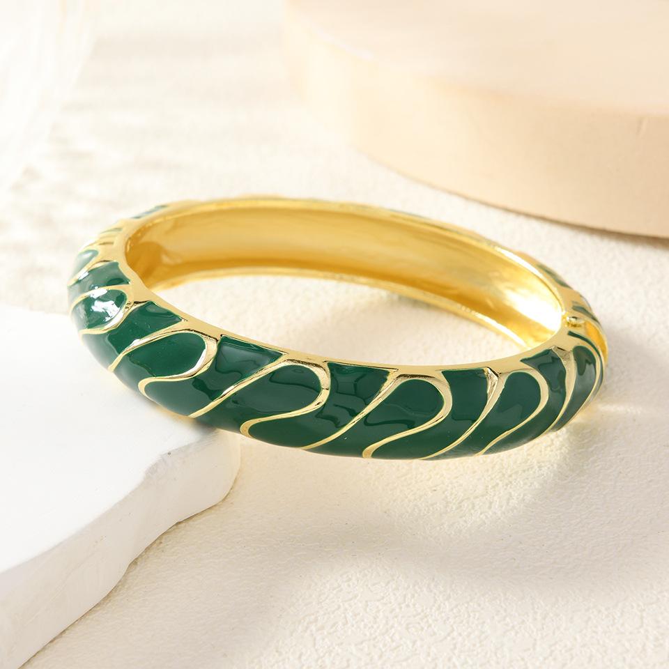 Oil Dripping Color Retro Opening Women's Trendy Fashionable Temperament Versatile New Style Bracelet