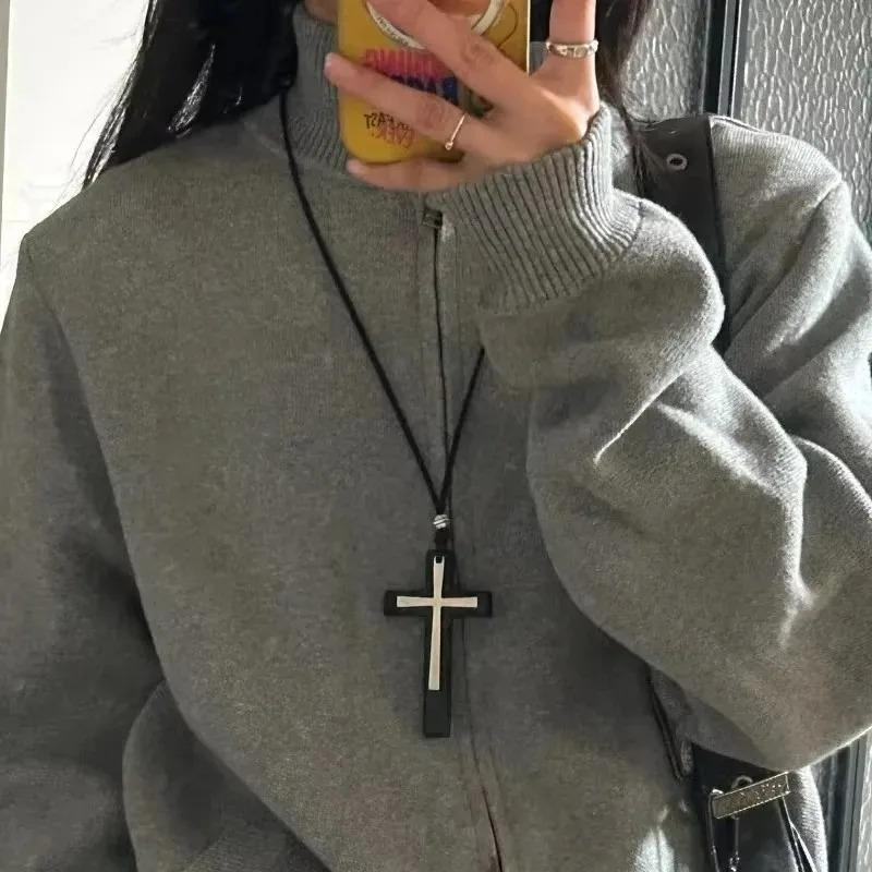 Retro Dark Cross Pendant Necklace Long Style Spicy Girl Y2k Leather Rope Sweater Chain Niche Design Hanging Accessory