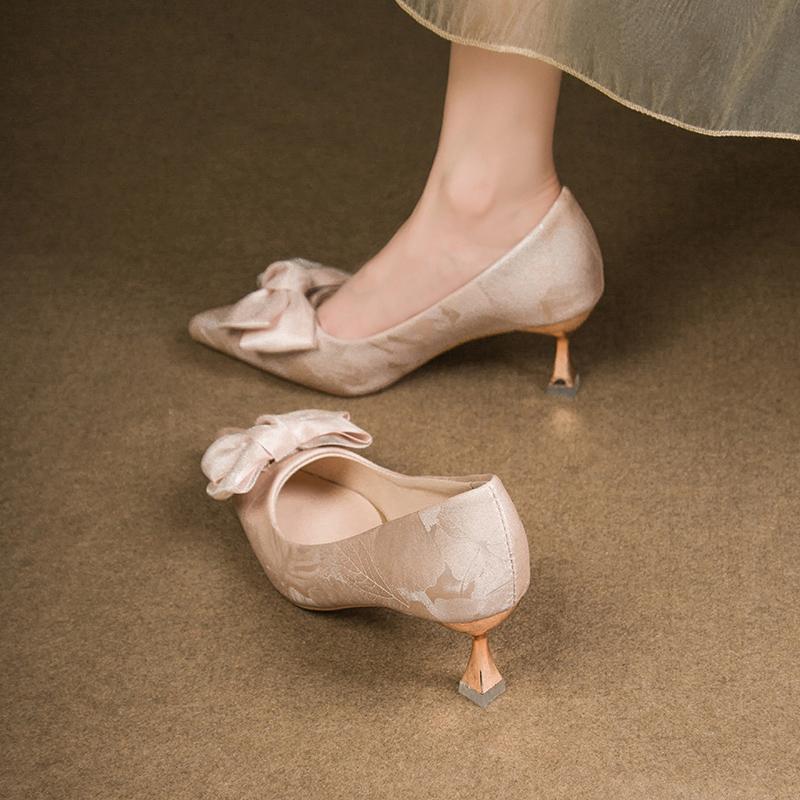 Fashion Bow Mid Heels Women Shoes Fad Shallow Elegant Sandals Designer Classical Brand Pumps 2025 Autumn Dance Party Zapatillas De Mujer