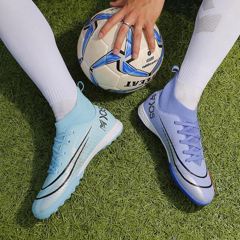 

Летне-осенние новые футбольные бутсы мужские тренировочные бутсы студенческие футбольные бутсы бутсы с шипами спортивная обувь для пар 45