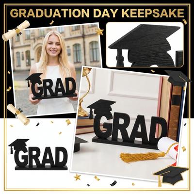 Graduation Wooden Desktop Decoration