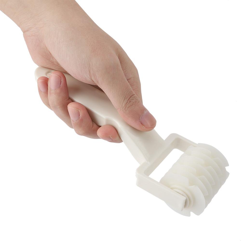Food-Grade Pastry Cutter Roller Lattice Pizza Dough Docker Roller Pizza Cookie Oven