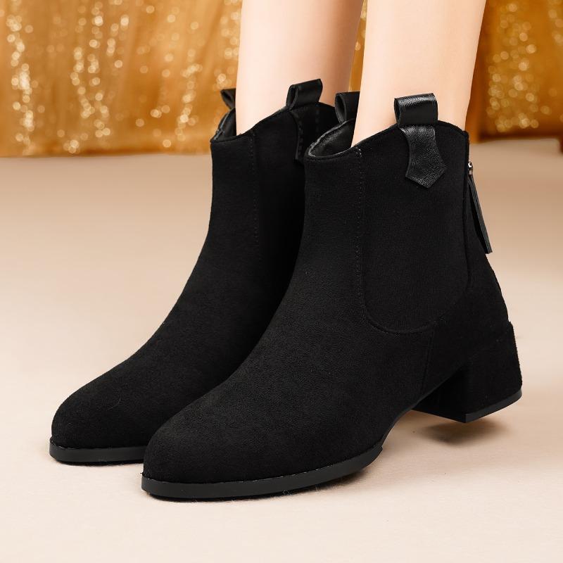 Women's Ankle Boots with Sexy Pointed Toe and Suede Upper. Simple and Versatile Style Suitable for Daily Commuting Chelsea Boots