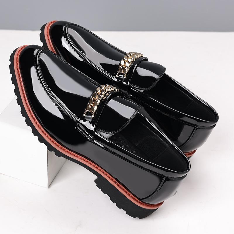 Big Size New Shoes for Men Patent Leather Dress Shoes Fashion Pointed Toe Thick-soled Business Casual Shoes