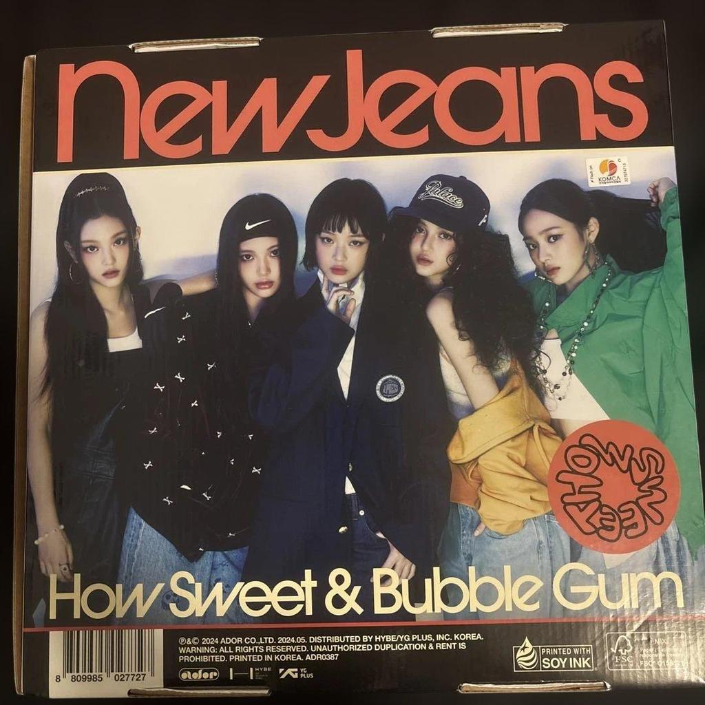 [USED] New Jeans How Sweet & Bubble Gum Signed