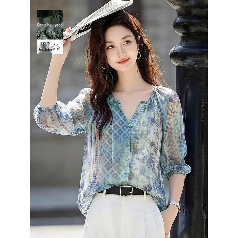 Women s Lyocell Blend Printed Pleated Blouse L
