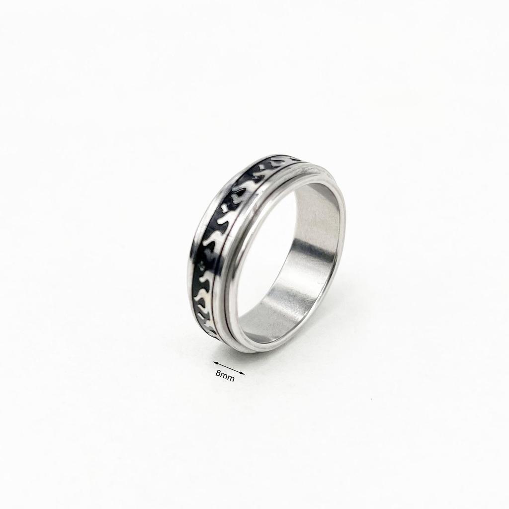 Rotatable Stainless Steel Decompression Ring with Engraved Pattern - Fashionable, Simple Jewelry.