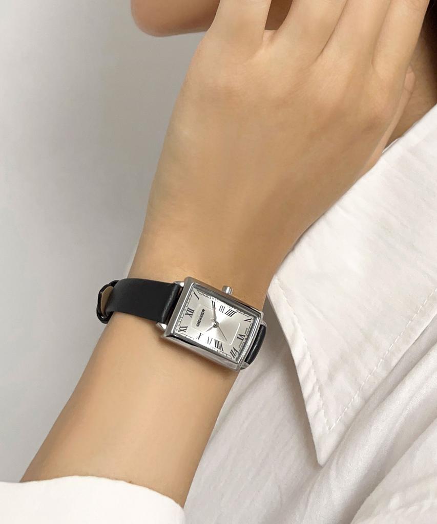Gaigeo Ge8060Wtbk Women'S Square Leather Watch (+1 Mesh Band)