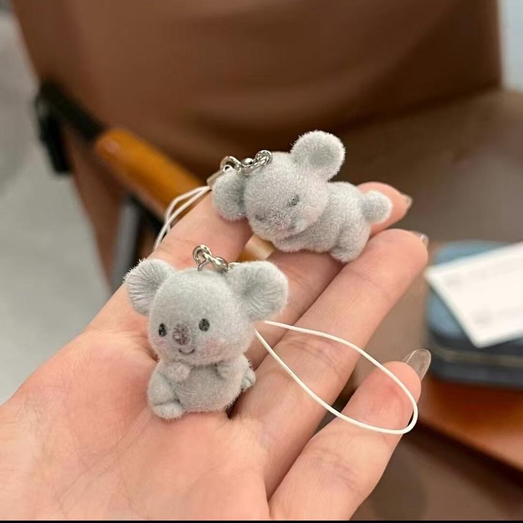 Niedlicher 3D Plüsch Harz Halskettenanhänger Mini Puppe Handy Anhänger DIY Schmuckzubehör