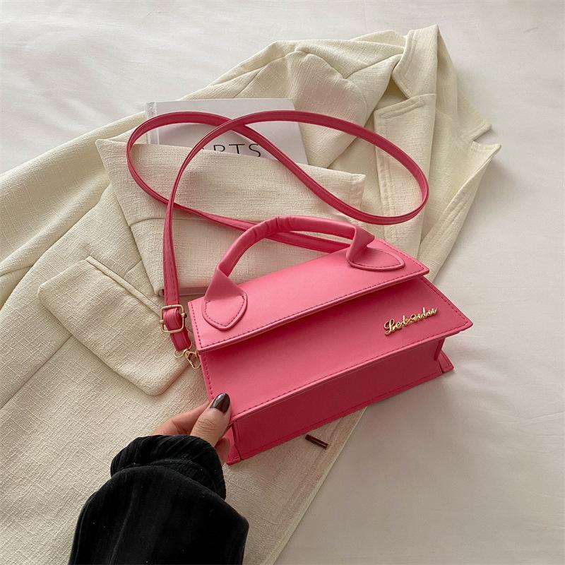 

Сумка Niche Design для женщин, новый стиль, простая текстура, маленькая квадратная сумка, повседневная и модная сумка через плечо на одно плечо