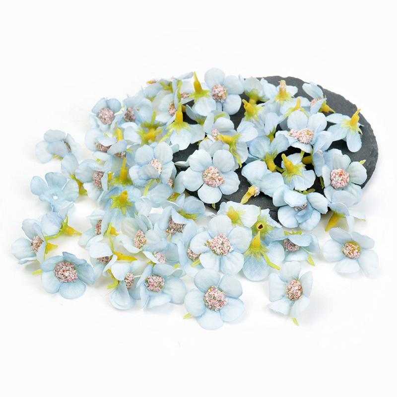 50/100 Stück Mini Gänseblümchen Künstliche Blumenköpfe Seide DIY Bilderrahmen Foto Requisiten Heimdeko Muttertag Hochzeit Dekoration