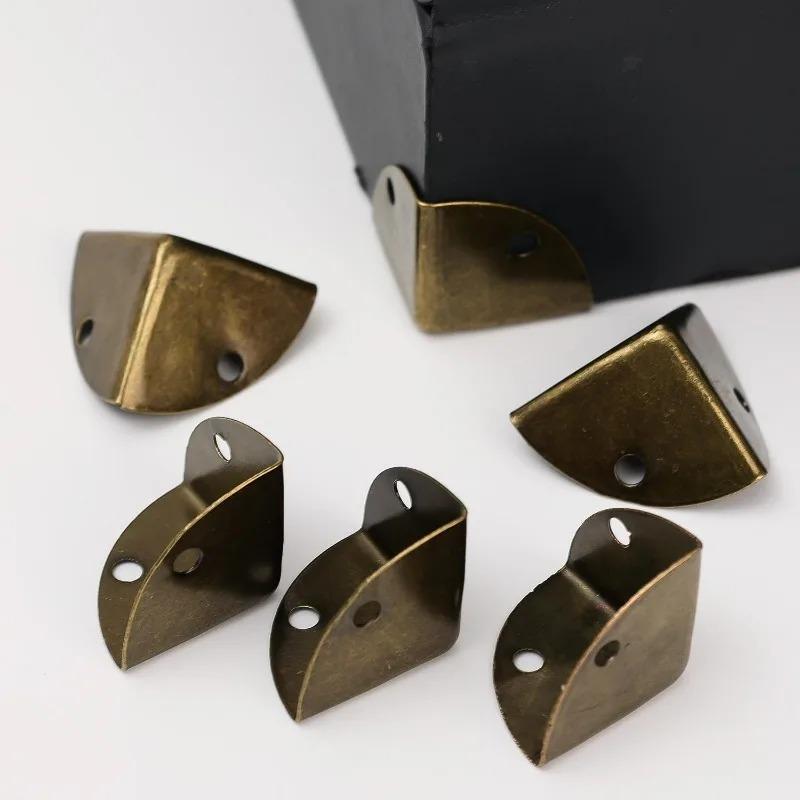 40/4Sets Iron Wooden Crate Corner Protectors for Jewelry Wine Gift Box 3 Holes Corner Protector Guard Decor with Screws Supplies