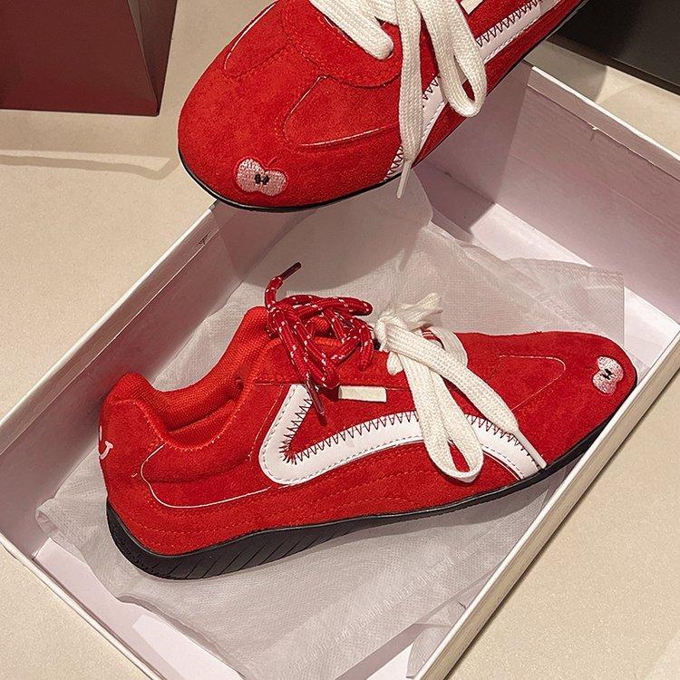 

Jumei~ Красные туфли Dexun Женские Весна 2025 Новые Универсальные Кроссовки Кэжуал на шнуровке с круглым носком Обувь Форреста Гампа 40