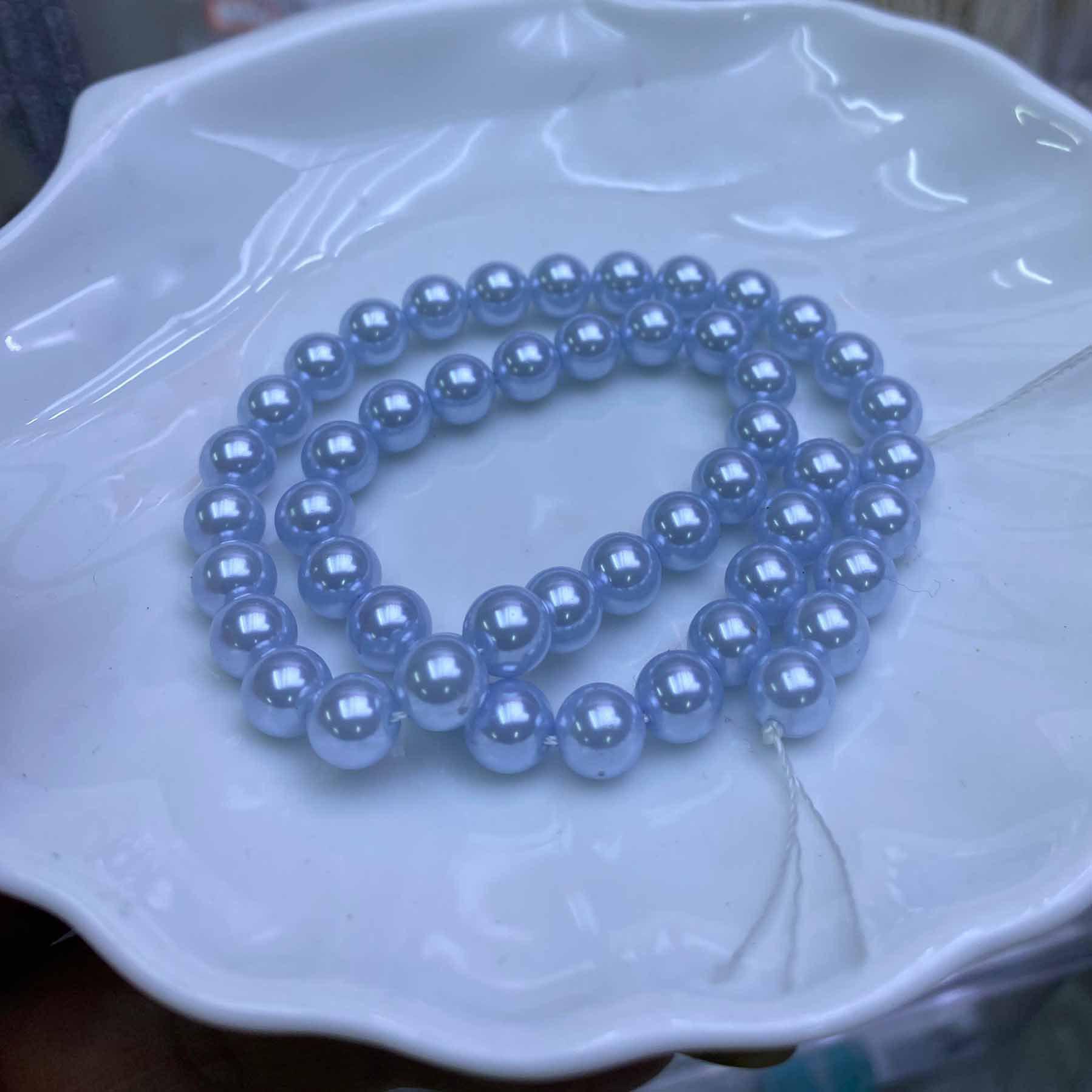 

Разноцветные ракушки и жемчужные бусины для изготовления украшений и аксессуаров своими руками 4mm (approx. 98-100 beads)